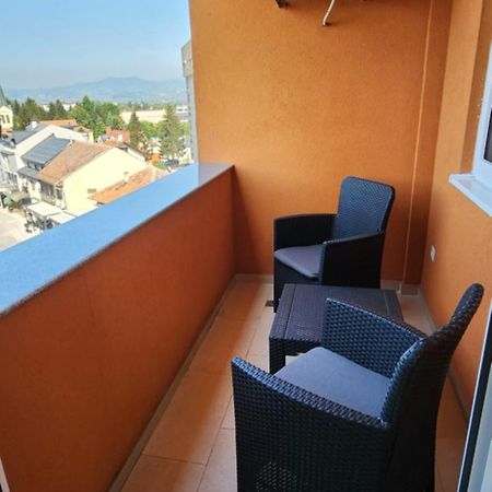 Brand New Two Bedroom And One Living Room Apartment In A Great Location! 사라예보 외부 사진