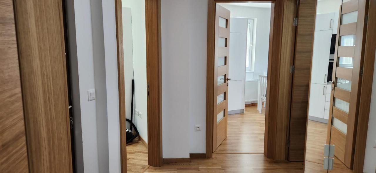 Brand New Two Bedroom And One Living Room Apartment In A Great Location! 사라예보 외부 사진